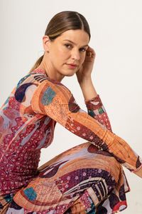 Vestido Midi de Tule Manga Longa Klimt Beethoven