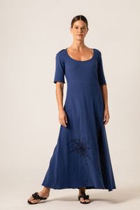 Vestido Longo de Malha Azul Bordado