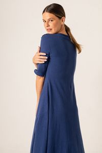 Vestido Longo de Malha Azul Bordado