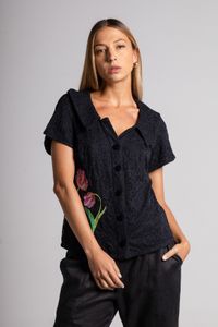 Camisa Manga Curta com Bordado