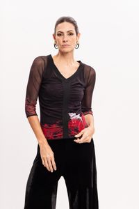 Blusa de Tule Preta com Franzido Estampa Lobo