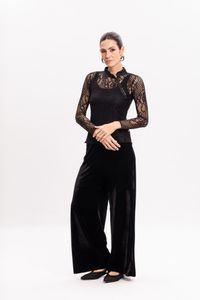 Blusa de Renda Manga Longa com Gola Japonesa