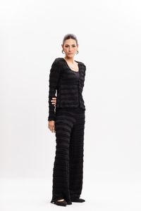 Calça Pantalona Preta em Tule Texturizado