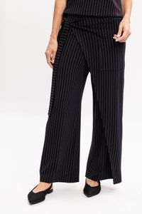 Calça Saruel Risca de Giz com Amarração Lateral