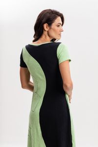 Vestido Curto Bicolor em Malha Verde e Preto