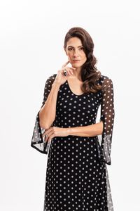 Vestido Curto em Tule Poá Preto com Recortes