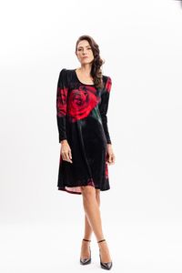 Vestido em Plush Estampado com Bolso Rosa Vermelha
