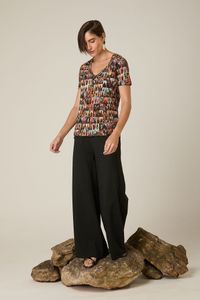 Blusa Baby Look C/Bolso Santinhos