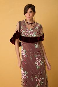Bolero Feminino de Tule Bordado Floral com Veludo Vinho