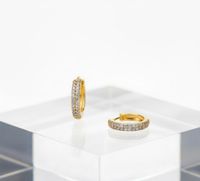 Foto do produto BRINCO ARGOLA CRAVEJADO P BANHADO EM OURO 18K