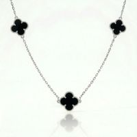 Foto do produto CHOKER REGULÁVEL 3 TREVOS BLACK BANHADO EM PRATA 925