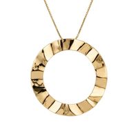 Foto do produto COLAR MAXI FLOR REDONDA VAZADA MATELADO BANHADO EM OURO 18K