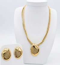 Foto do produto CONJUNTO BRINCO + COLAR DAMA BANHADO EM OURO 18K