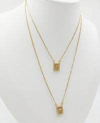 Foto do produto ESCAPULÁRIO ESPÍRITO SANTO + CRUZ BANHADO EM OURO 18K