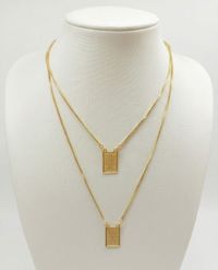 Foto do produto ESCAPULÁRIO PAI NOSSO BANHADO A OURO 18K