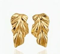 Foto do produto BRINCO ORGÂNICO FOLHA - BANHADO EM OURO 18K