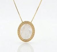 Foto do produto COLAR MEDALHA NOSSA SENHORA APARECIDA MADREPÉROLA - BANHADO EM OURO 18K