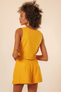 Blusa Decote Canoa Linho Alê Amarelo