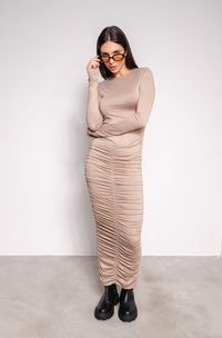 Foto do produto Vestido Drapeado Midi Bege