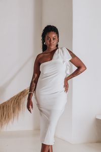 Foto do produto Vestido Midi Ombro Só Bliss Branco