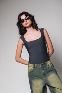 Foto do produto Body Alça Mia Cinza 