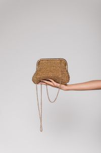 Foto do produto Clutch Dourada Palha 