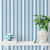 Foto do produto Papel de Parede Tons Azuis Listras Verticais Assimétricas