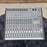 Foto do produto Mesa de som Mackie 16 Canais com Efeitos USADO