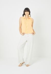 BLUSA COMPRIDA 041FLORE