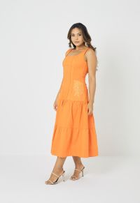 VESTIDO MIDI 043FLORE