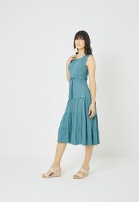 VESTIDO MIDI 011FLORE