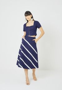 CONJUNTO SAIA MIDI 048FLORE