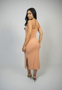 VESTIDO MIDI 034HOBBI
