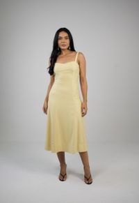 VESTIDO MIDI 064HOBBI