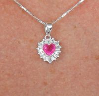 Foto do produto Pingente Pedra Coração Rosa Fusion Borda Zircônia Baguete