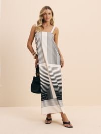 Foto do produto VESTIDO FEMININO HIPER MIDI ESTAMPADO  LISTRA GEOMETRICA 