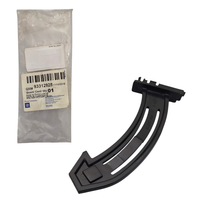 Foto do produto ALÇA BRAÇO LIMITADOR DA TAMPA DO PORTA LUVAS PRETO GM 93312928 DIREITO ASTRA 1999 A 2012