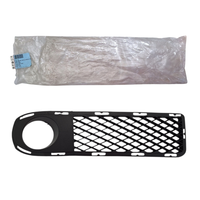 Foto do produto MOLDURA INFERIOR PARACHOQUE COM FURO FAROL MILHA VW 377807718 DIREITA GOL G3 2000 2001 2002