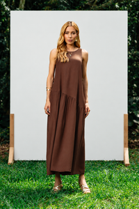 Foto do produto VESTIDO REGATA ASSIMÉTRICO OLÍVIA - Marrom cacau