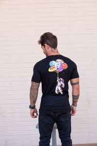 Foto do produto Camiseta Trinity Astronauta c/ Pedraria