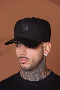 Foto do produto Boné Effel Culture Snapback Logo Aba Couro Abridor Ref-2026-8151_V1