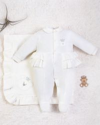 Foto do produto Saída Maternidade Menina Plush Bordado Ursinha Rainha