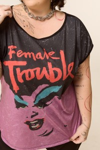 BLUSA DNA DIVINE FEMALE TROUBLE