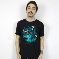 CAMISETA PRETA - MEDUSA