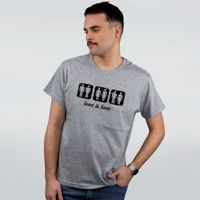 CAMISETA CINZA - AMOR É AMOR
