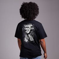 CAMISETA PRETA - TIBA KATAKANA