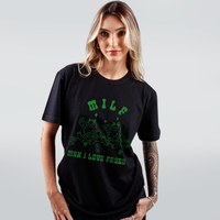 CAMISETA PRETA - MILF