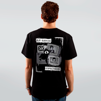 CAMISETA PRETA - MONSTROS E TELEVISÕES