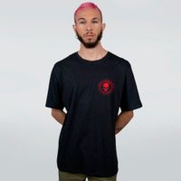 CAMISETA PRETA - KIRA VERMELHO
