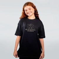 CAMISETA OVERSIZED PRETA - NÃO CRIE EXPECTATIVAS, CRIE CACHORROS
